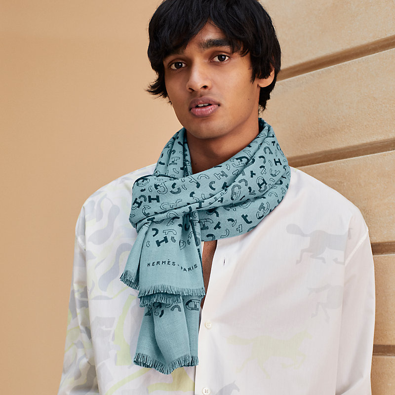 リバーシブルマフラー - ブルー | Hermès - エルメス-公式サイト